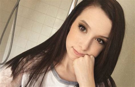 Emmahdorable Bio, Wiki, Net Worth, Boyfriend